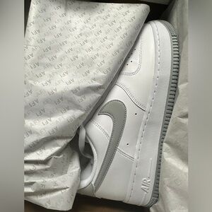 Grey Airforce 1